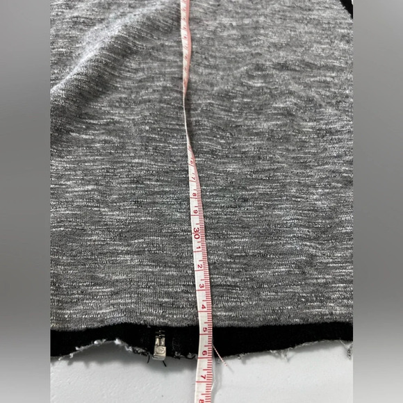 H&M CROP TOP SIZE M - Picture 4 of 6